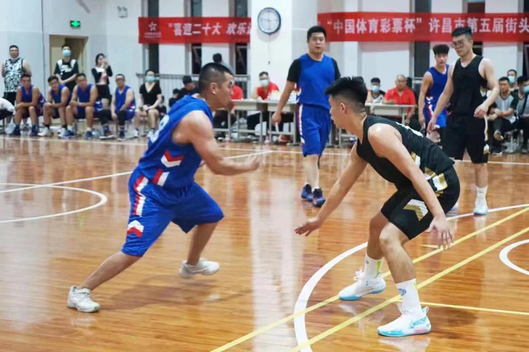 许昌市第五届街头篮球争霸赛开赛